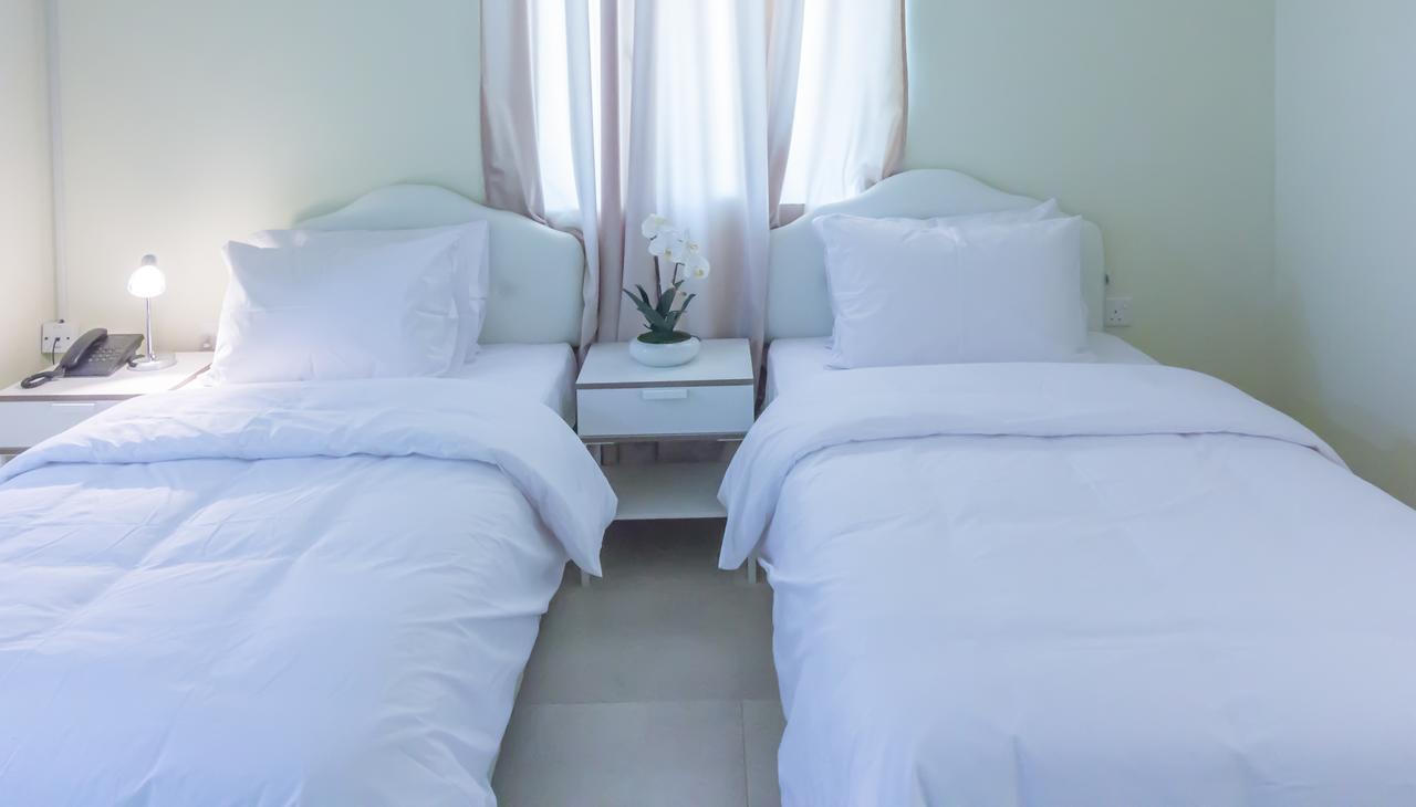 Al Jisr Hotel